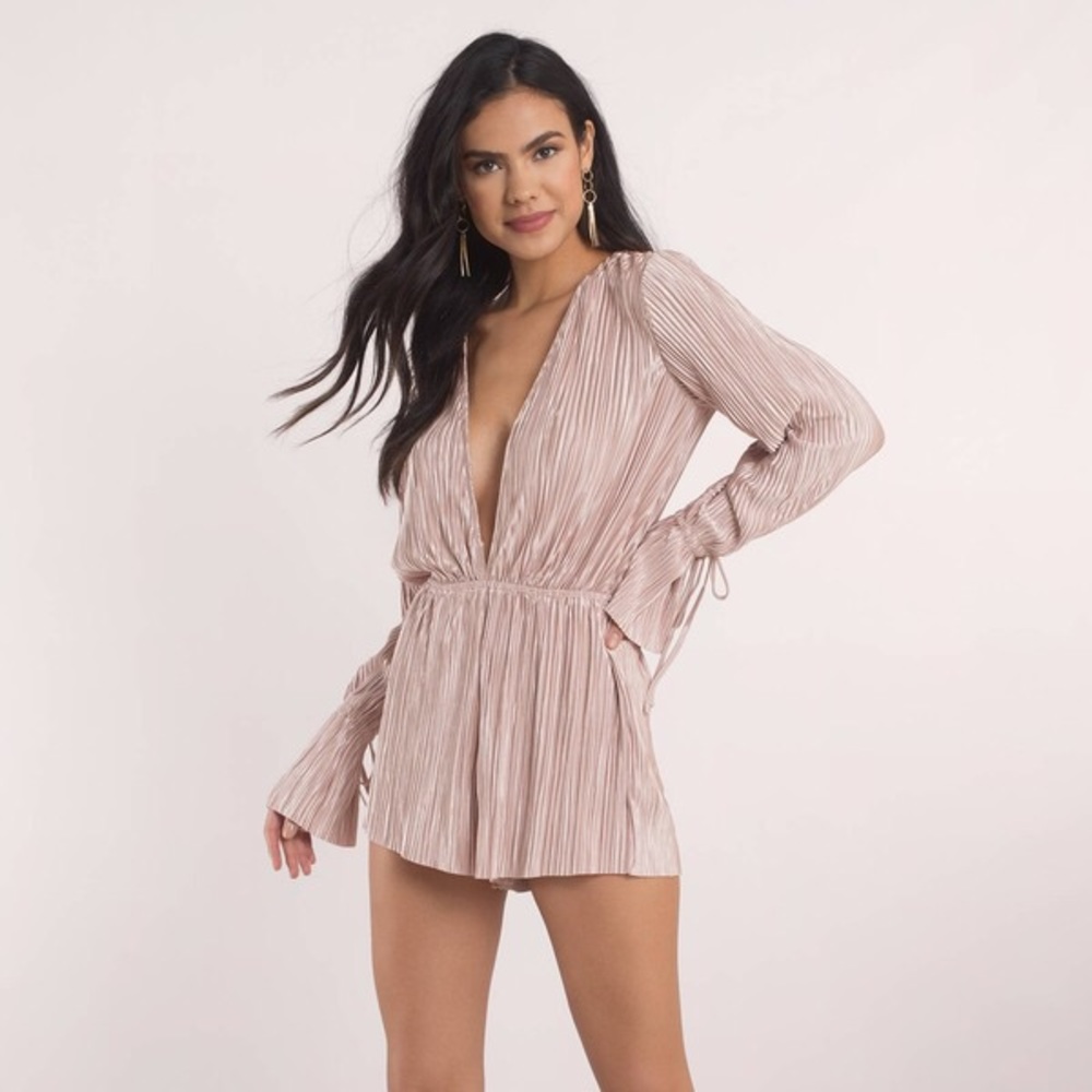 Tobi Champagne Romper